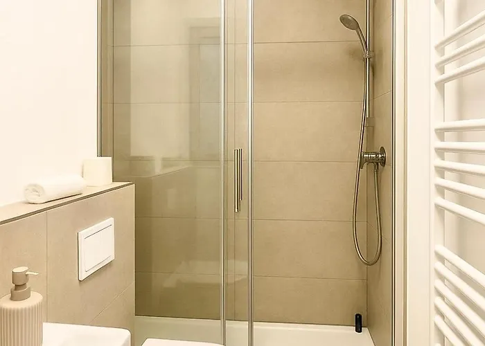 Appartement In Ruhiger Lage Mit Balkon